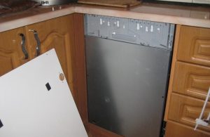 Установка фасада на посудомоечную машину в Пензе